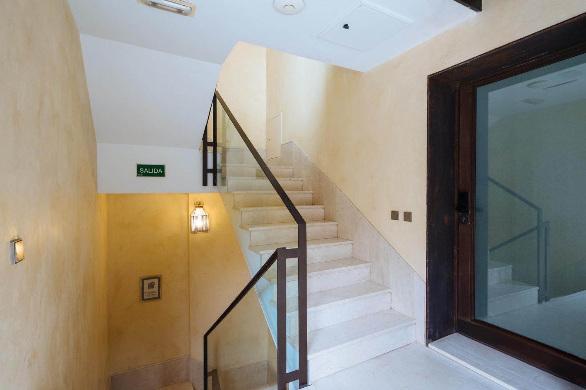 Apartamentos La Vistosona Sevilla Buitenkant foto